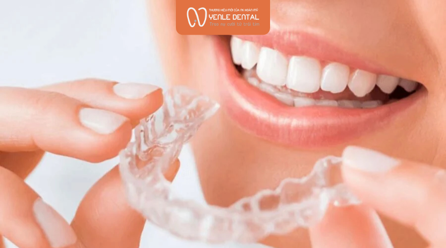 niềng răng trong suốt có đau không